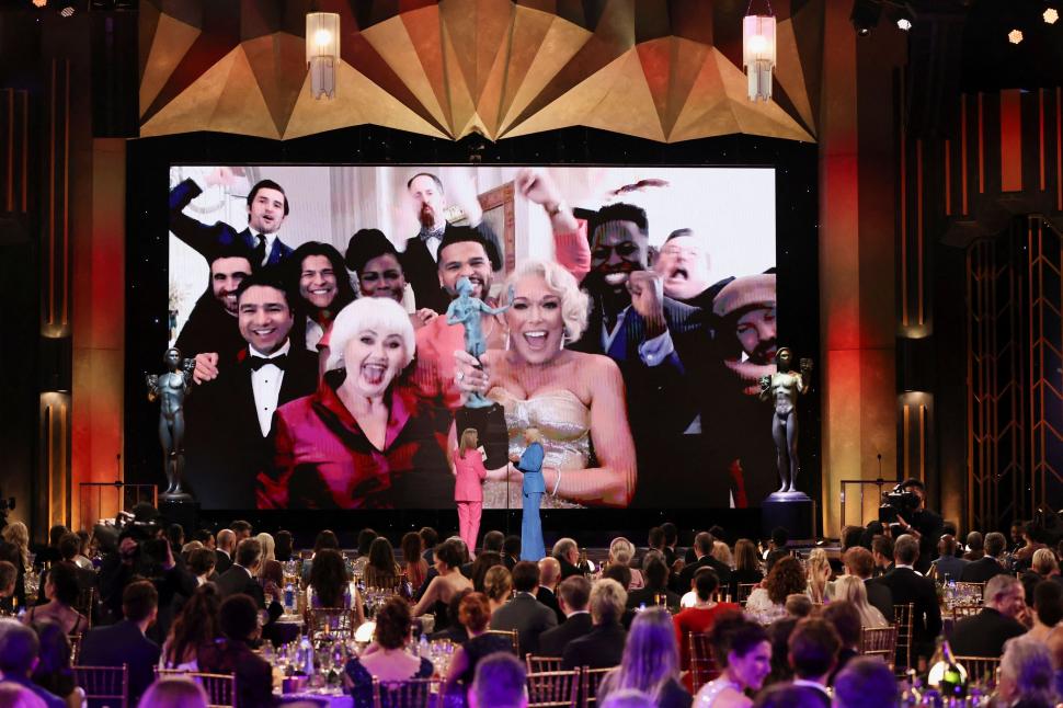 MEJOR COMEDIA. El elenco de “Ted Lasso” intervino desde Canadá. 