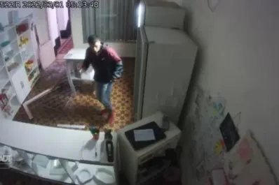 En barrio El Bosque robaron en 18 segundos