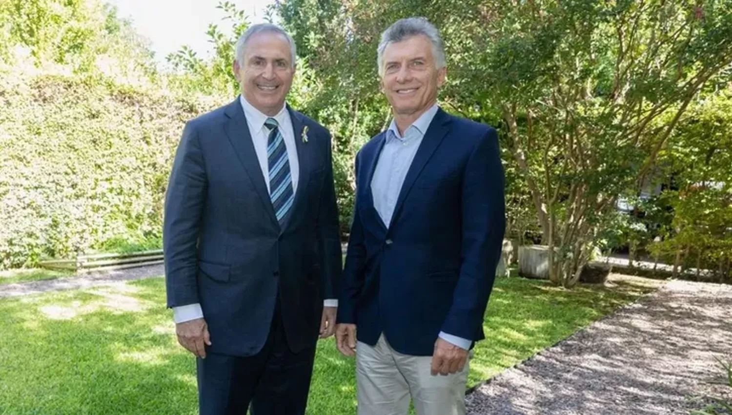 ENCUENTRO. El ex presidente y el embajador estadounidense hablaron sobre el conflicto entre Rusia-Ucrania y la situación de Argentina. Foto tomada de Twitter: @mauriciomacri