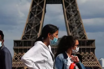 Coronavirus: Francia anunció que eliminará el pase sanitario