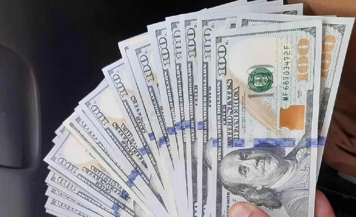 El dólar blue se negocia en $201, el nivel más bajo de 2022