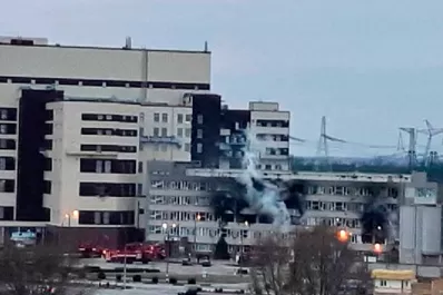 Confirman que no hay daños en los reactores de la central nuclear ucraniana de Zaporiyia