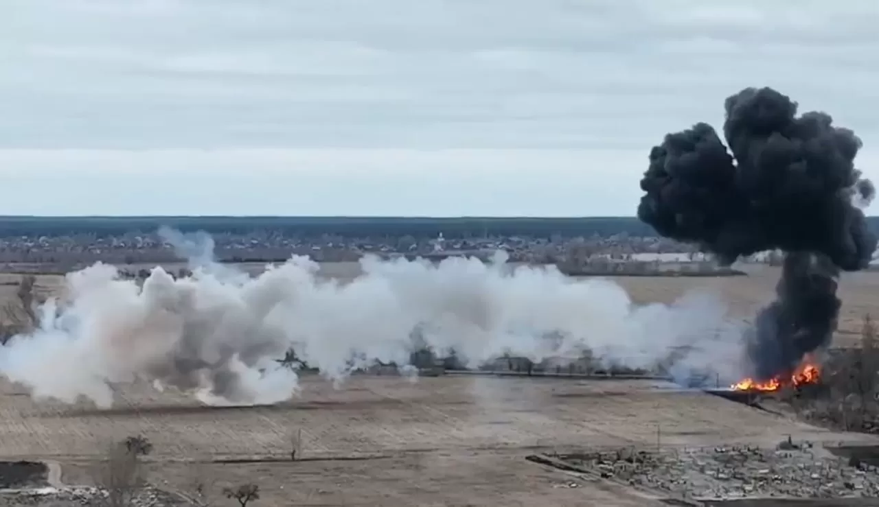 El momento en que cae el helicóptero.