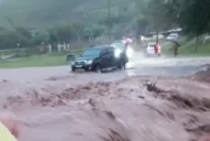 Impactantes videos: la tormenta causó inundaciones en Tucumán
