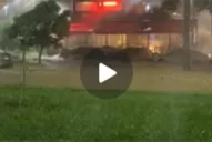 Videos: la tormenta convirtió en ríos las calles de la capital y Yerba Buena