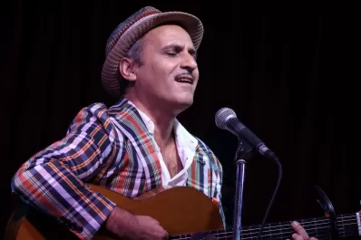 Brian Chambouleyron, entre la variedad musical, su último lanzamiento y una vida de viajes