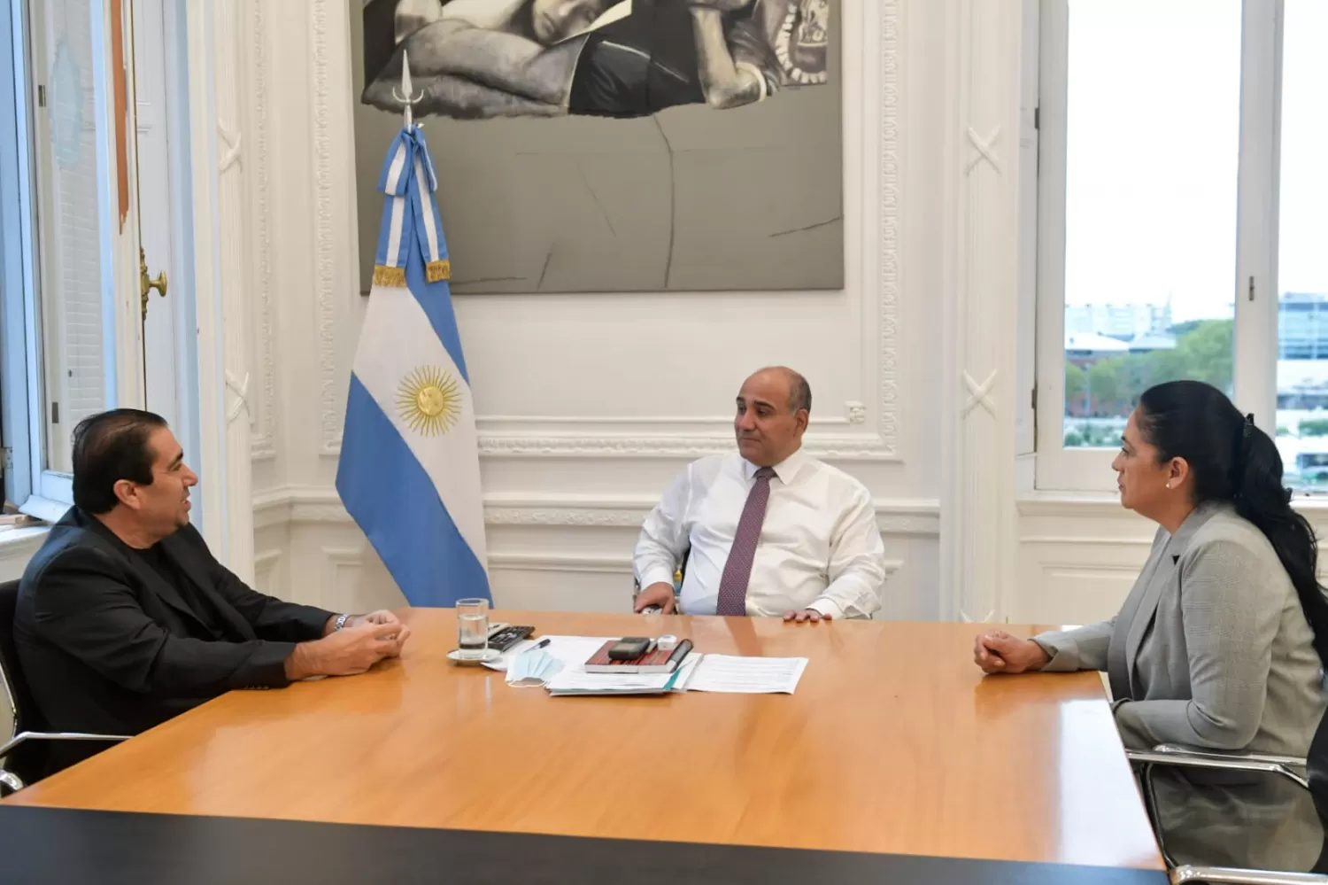 EN LA CASA ROSADA. Manzur, junto a Sergio Mansilla y a Elia Fernández. Foto de Twitter @JuanManzurOK 