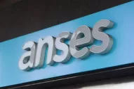 Jubilados, pensionados, AUH y otros programas de Anses: ¿quiénes cobran hoy?