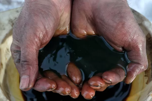 ¿Qué significaría para el mundo una prohibición estadounidense del petróleo ruso?