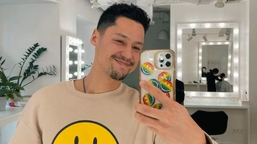 El actor ucraniano Pasha Lee murió durante un bombardeo el Irpin