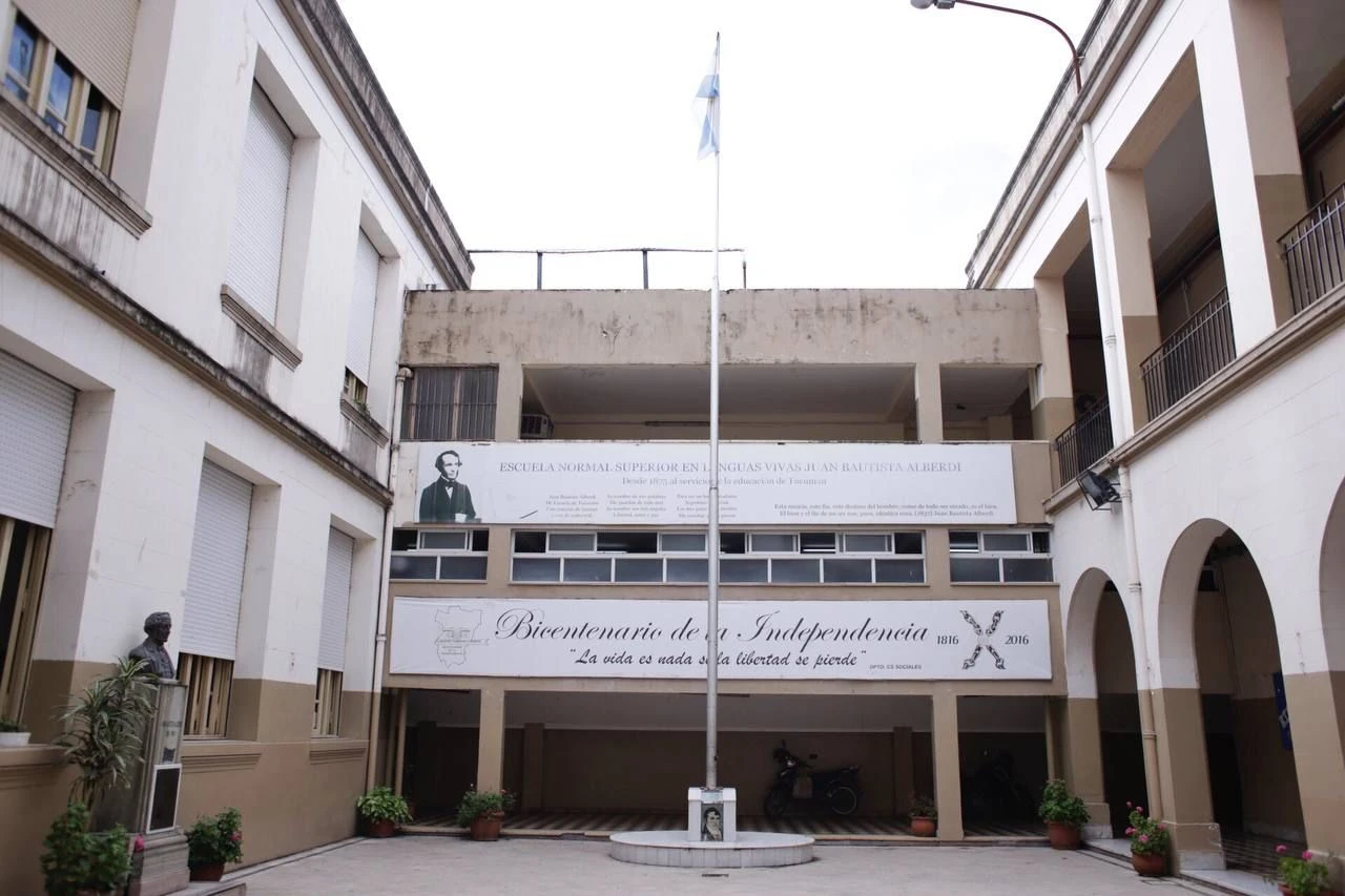  Escuela Normal de Lenguas Vivas Juan Bautista Alberdi. FOTO MINISTERIO DE EDUCACIÓN