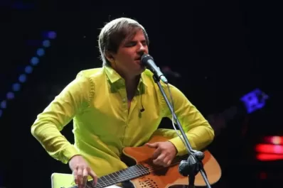 Nahuel Pennisi se consagra en los festivales y como un papá feliz