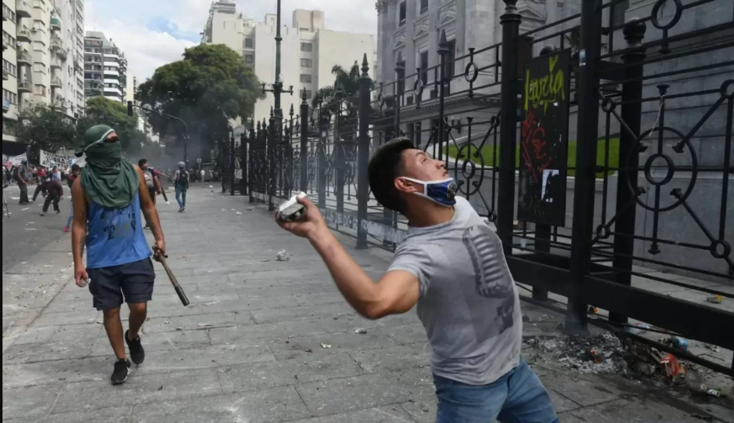 Ataque al despacho de la vicepresidenta. 