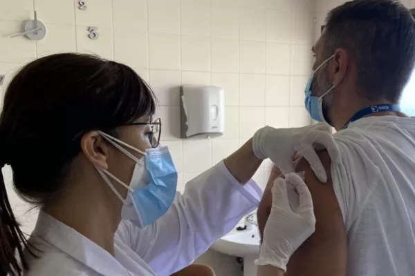 Brote de gripe en Tucumán: cuándo llegarán las vacunas y qué hacer ante un contagio