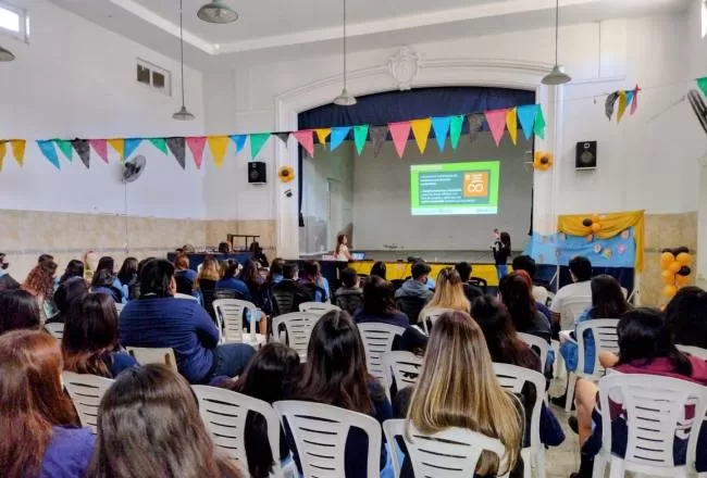 CHARLA en el colegio sobre consumo problemático. 