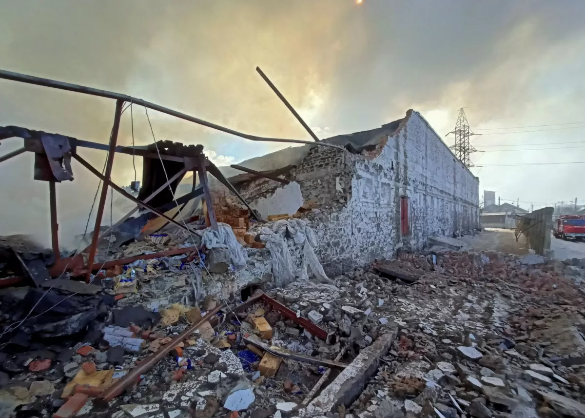 RUSIA INVADE UCRANIA. Escenas de una ciudad bombardeada por las fuerzas desplegadas por orden de Putin. REUTERS