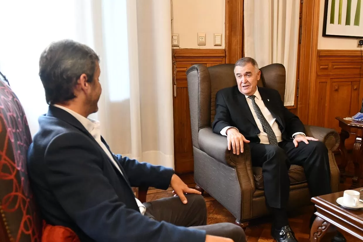 EN CASA DE GOBIERNO. Jaldo, junto al intendente Campero. Foto: Comunicación Pública