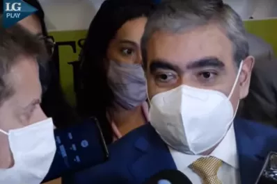 “Nos pedimos disculpas”: Alfaro evitó hacer una lectura política de la reunión con Bussi