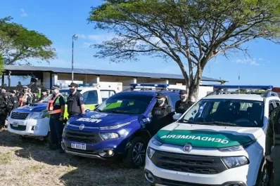 El intendente Najar recorrió el predio de la Policía Federal, que estrenó helipuerto