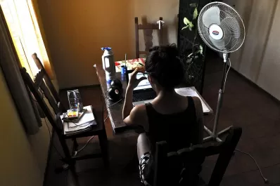 Buscan reglamentar un sistema de reclamos de servicios públicos de Tucumán