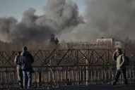 Rusia atacó un aeropuerto ubicado a 70 kilómetros de la frontera con Polonia: hubo tres explosiones