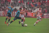 San Martín levantó la cabeza, recuperó su nivel y se subió a la cima