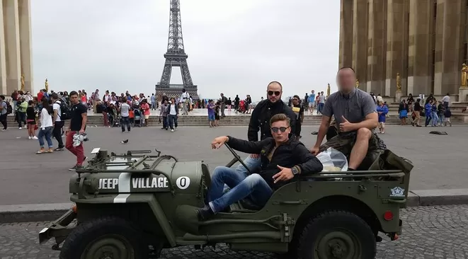 Le Proil sobre un Jeep. Foto mediapart.fr