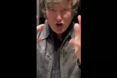 Video: el bussismo tiende puentes con Milei