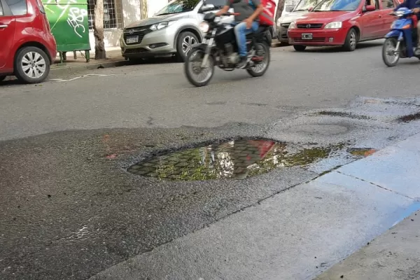 Estiman que hay unos 3.000 baches en las zonas más transitadas de San Miguel de Tucumán