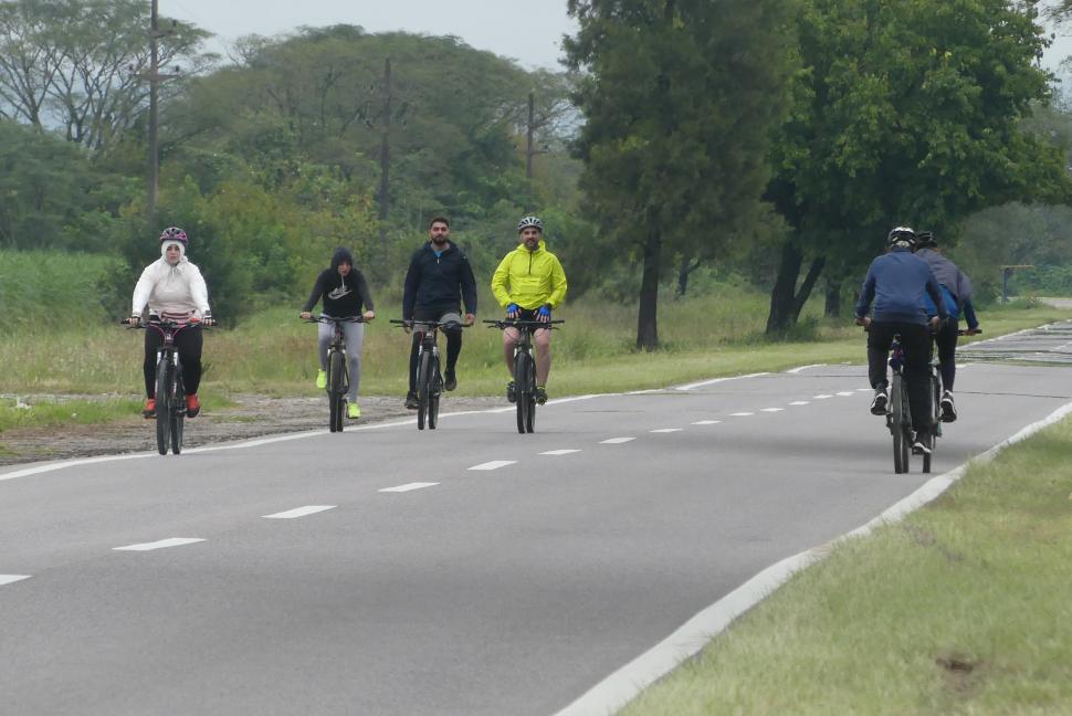 EN GRUPO (i). La 65 es muy atractiva para caminatas.