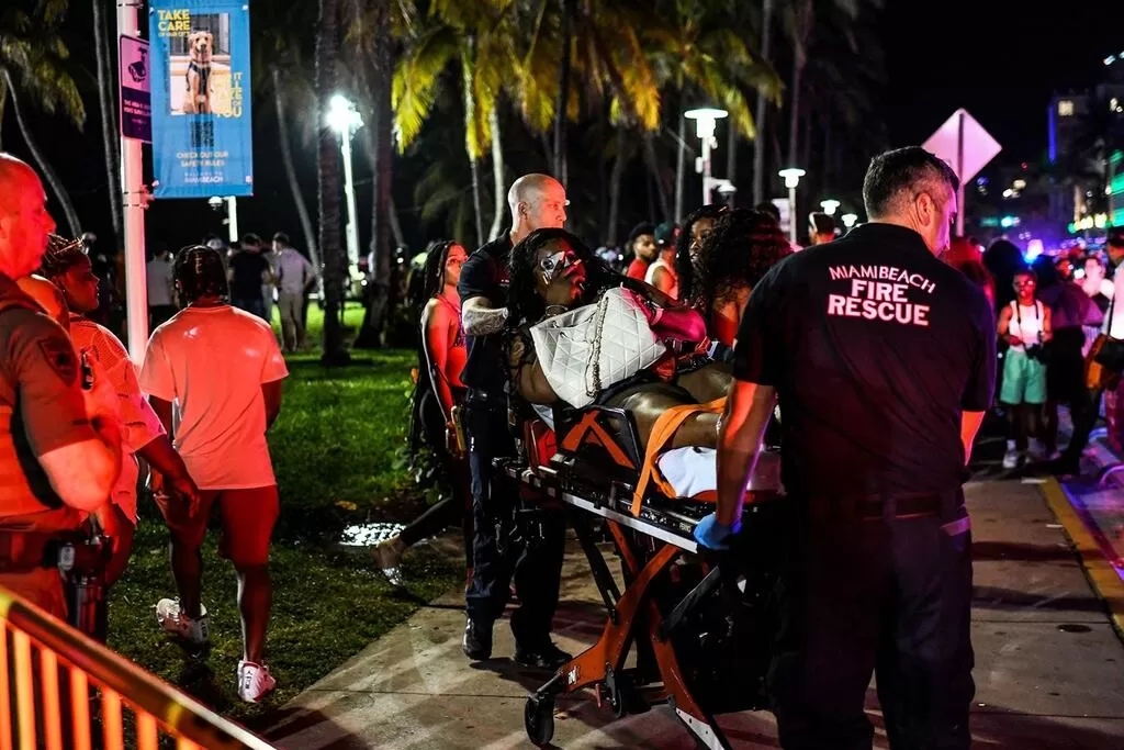 Miami Beach declara el estado de emergencia. Foto Telemundo