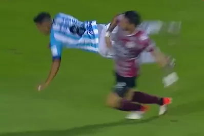 El penalazo a Bebe Acosta que Espinoza no cobró