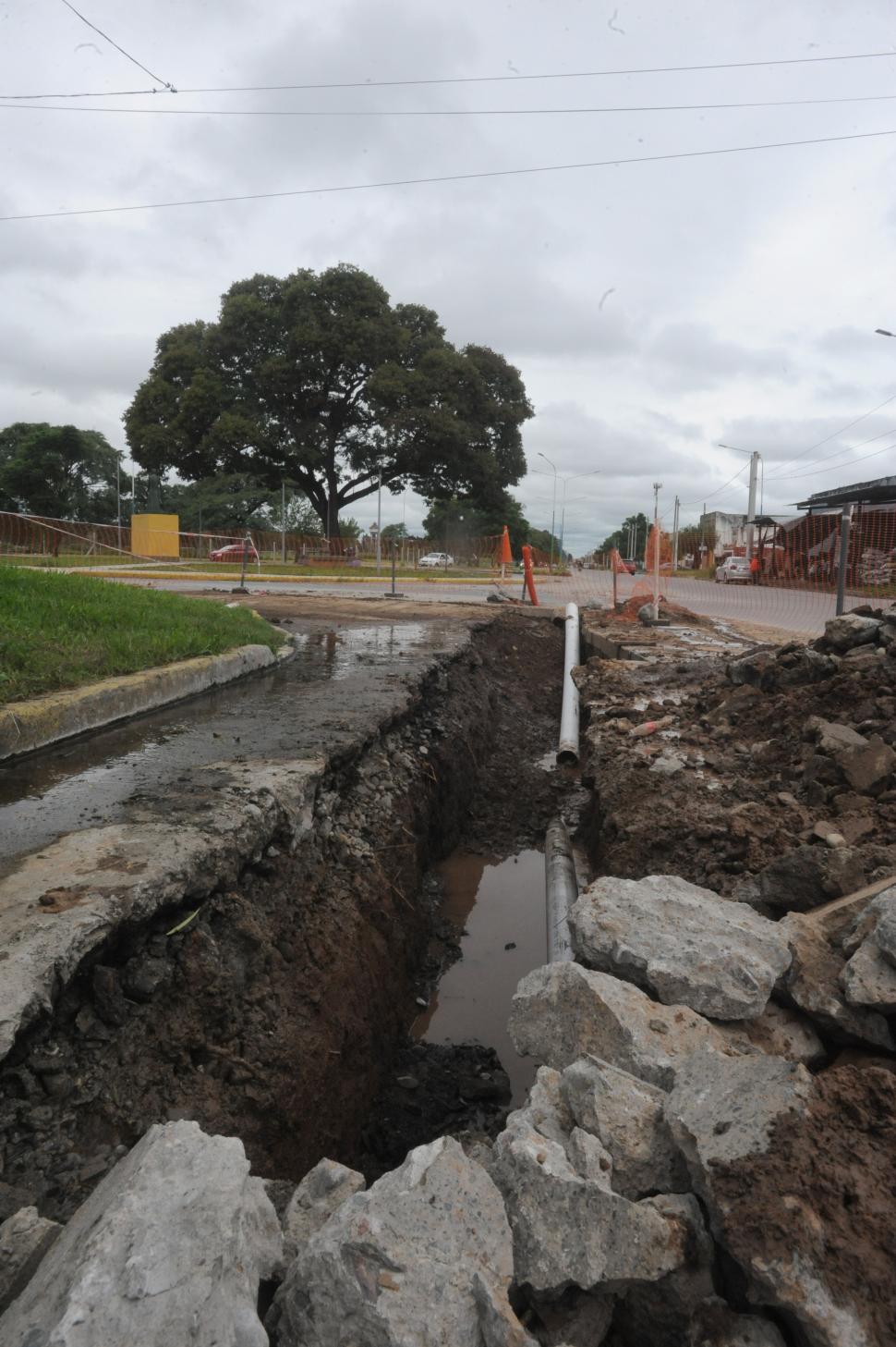 OBRA Y POZO PROFUNDO. En Viamonte al 1.700