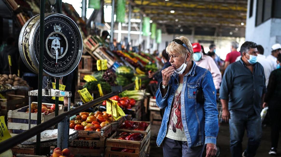 Argentina cayó 10 lugares en el ranking de países más felices