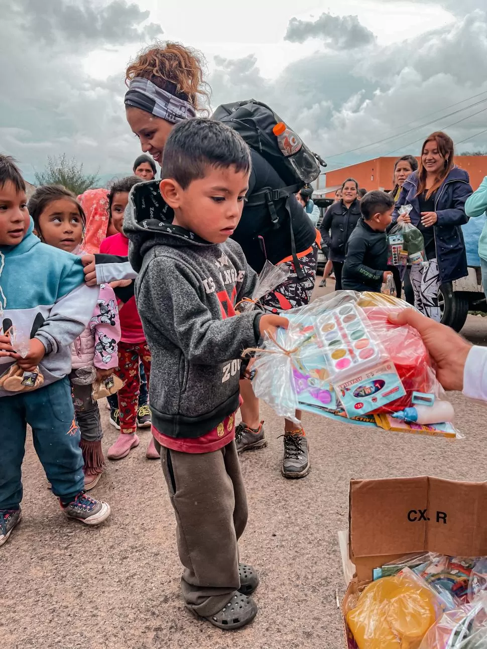 Trekking solidario en los cerros tucumanos