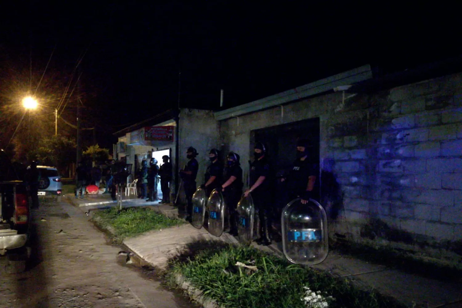 Por un posible secuestro extorsivo, más de 100 policías realizaron allanamientos en Tucumán