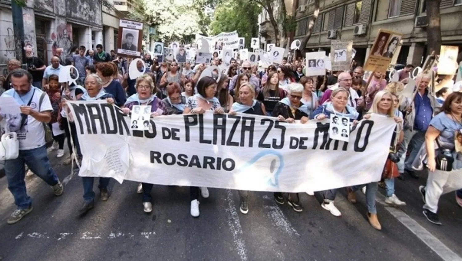 POR LA MEMORIA. Madres y Abuelas de Plaza de Mayo liderarán los homenajes en Rosario y en todo el país.