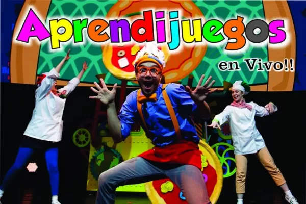 La tarde se pone divertida en el teatro