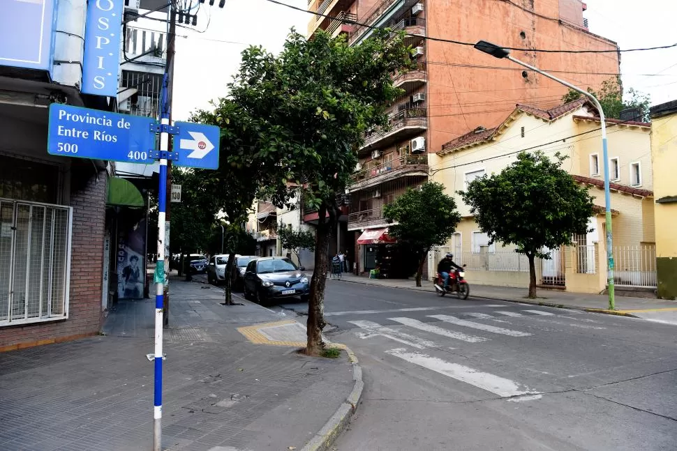 EL BARRIO. La zona donde el acusado comenzó a perseguir a la estudiante de 21 años hasta que concretó el ataque. LA GACETA / FOTO DE JOSÉ NUNO