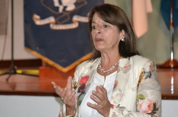 María Paola Scarinci de Delbosco. 