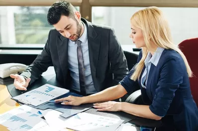 Bienestar laboral: en España avanzan para conciliar las tareas de cuidado y el trabajo