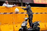 Los casos de Covid se multiplican en Shanghai que amplía zonas de confinamiento