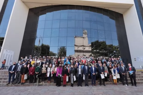 Arrancó el encuentro regional de Educación Técnico Profesional en Tucumán