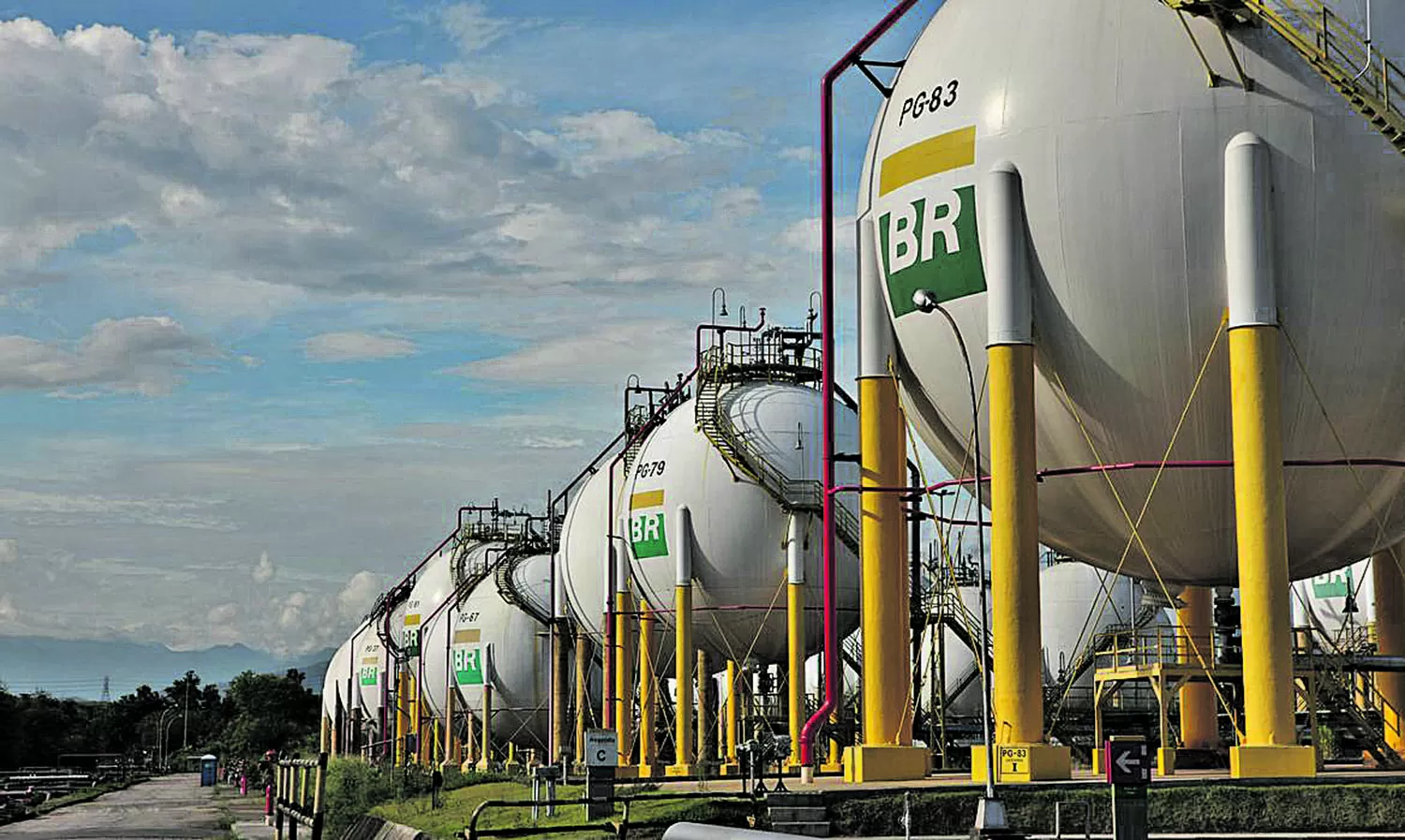 Gestionan gas de Brasil  