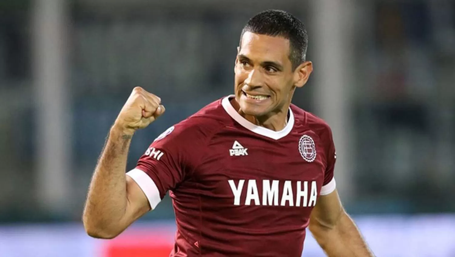 METE MIEDO. Sand anotó 22 goles durante 2021 con la camiseta de Lanús.