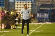 Azconzábal dejó de ser el DT de Atlético