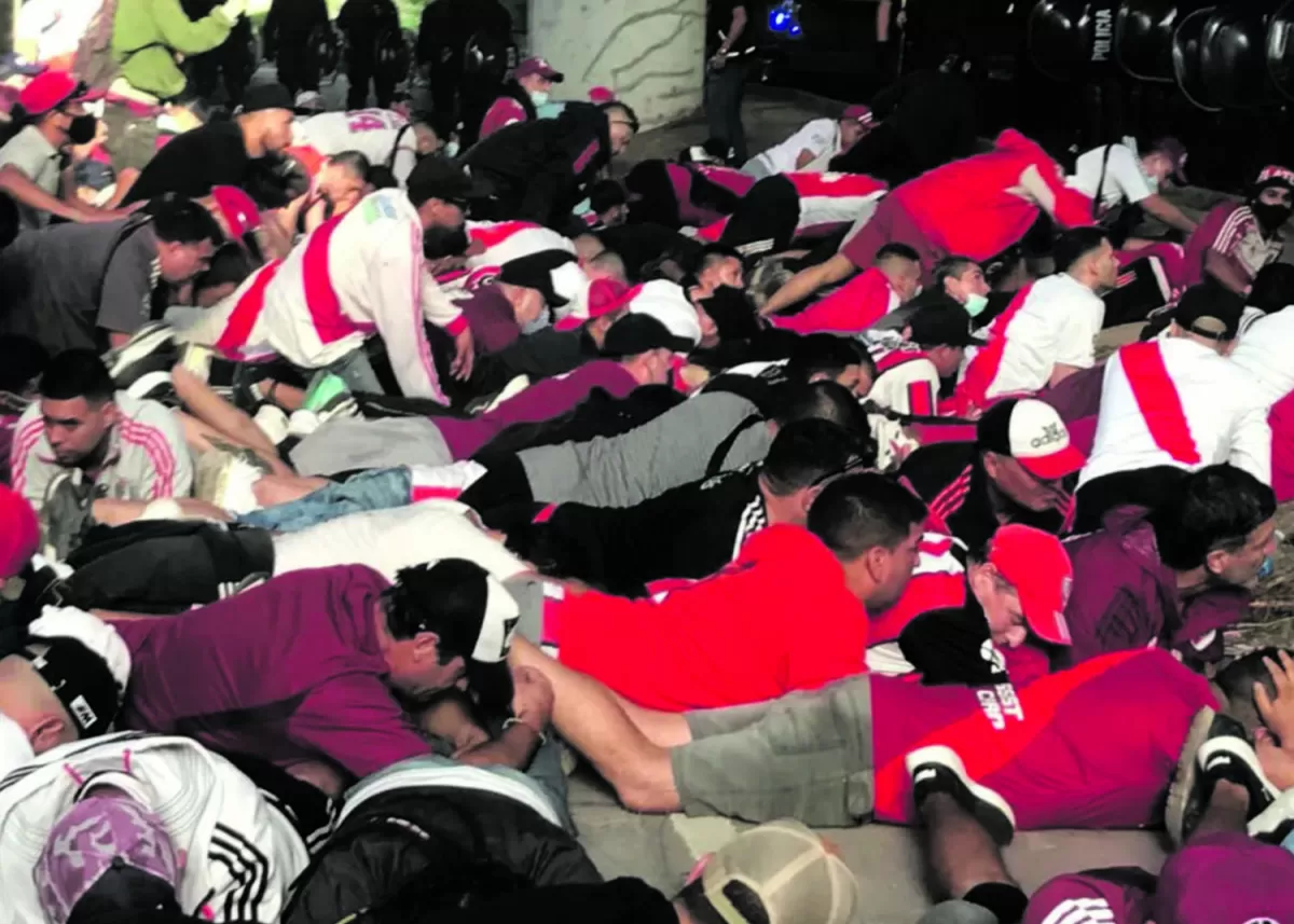 Detenidos antes de entrar a la cancha