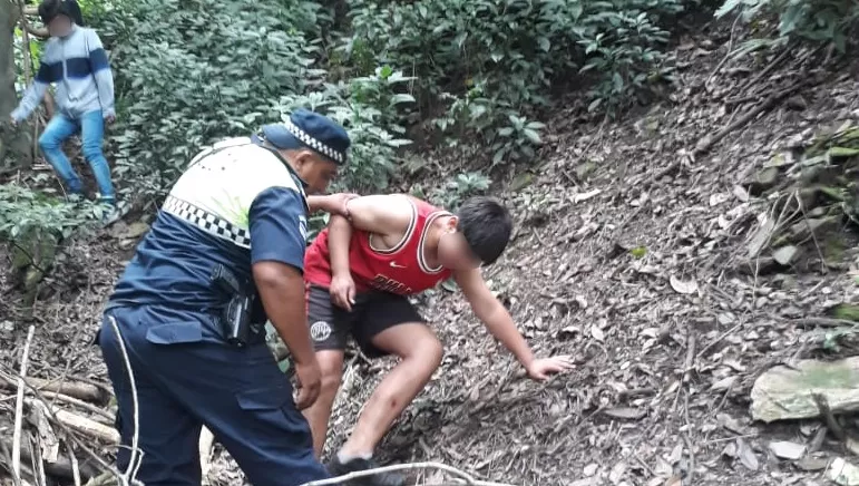 OPERATIVO. Cerro San Javier: rescataron a menores extraviados.