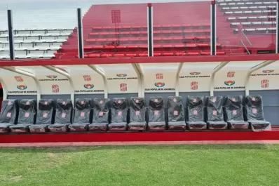 Siguen las obras en La Ciudadela, que hoy se estrenará butacas en el banco de suplentes