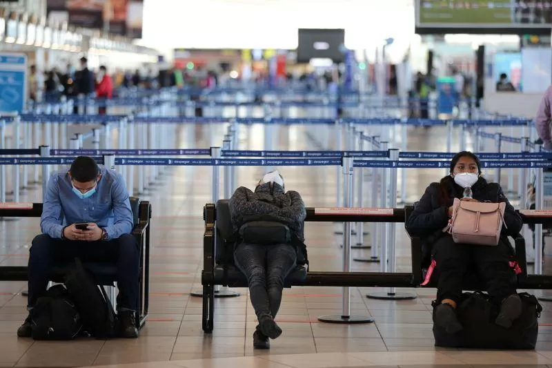 AEROPUERTO DE CHILE. Controles, durante la pandemia. 